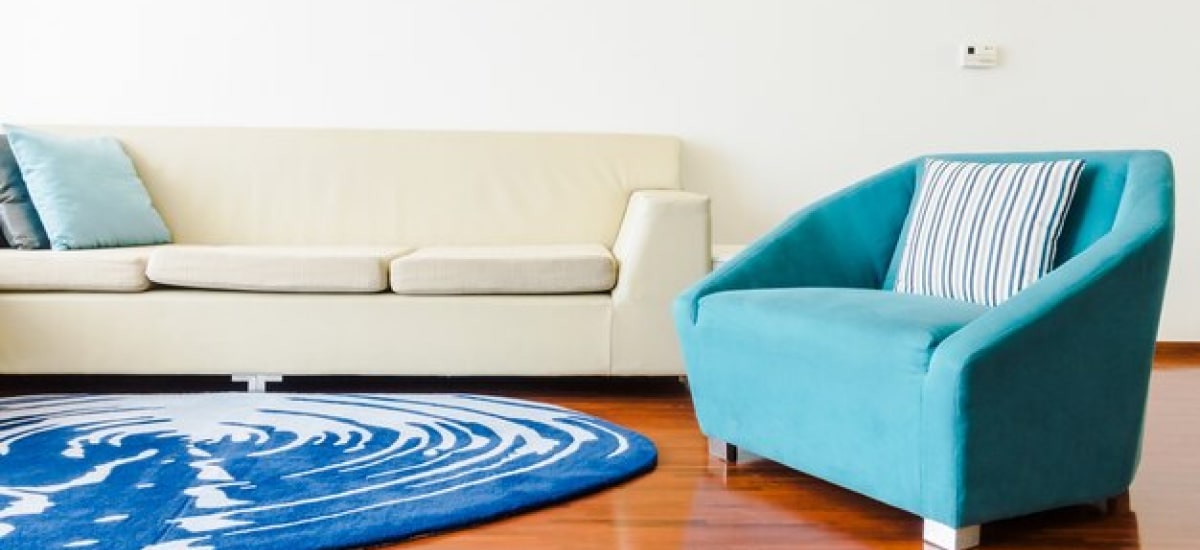 Как подобрать ковер к дивану: 10 основных советов